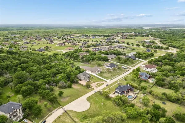 $175,000 | 2466 Creekwood Drive, Cedar Hill, TX 75104