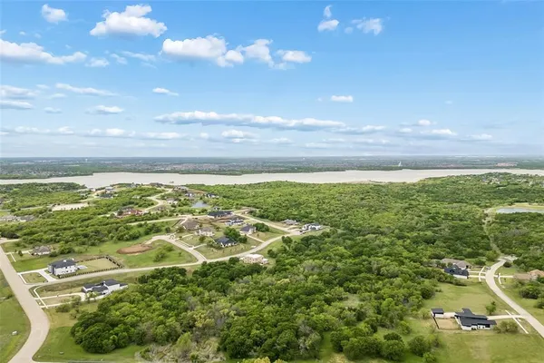 $175,000 | 2466 Creekwood Drive, Cedar Hill, TX 75104