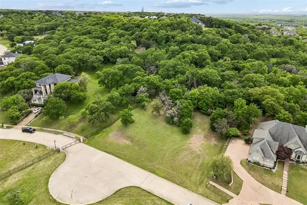 $175,000 | 2466 Creekwood Drive, Cedar Hill, TX 75104