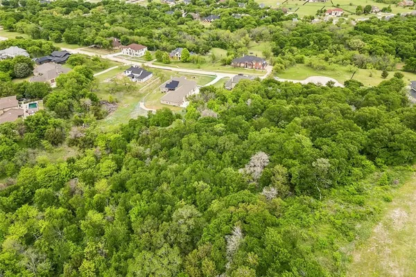 $175,000 | 2466 Creekwood Drive, Cedar Hill, TX 75104