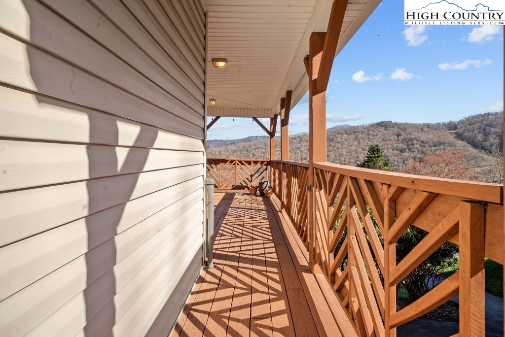 204 Skiview Road Seven Devils, NC 28604 - Photo 44 of 48 Gallery Image 44