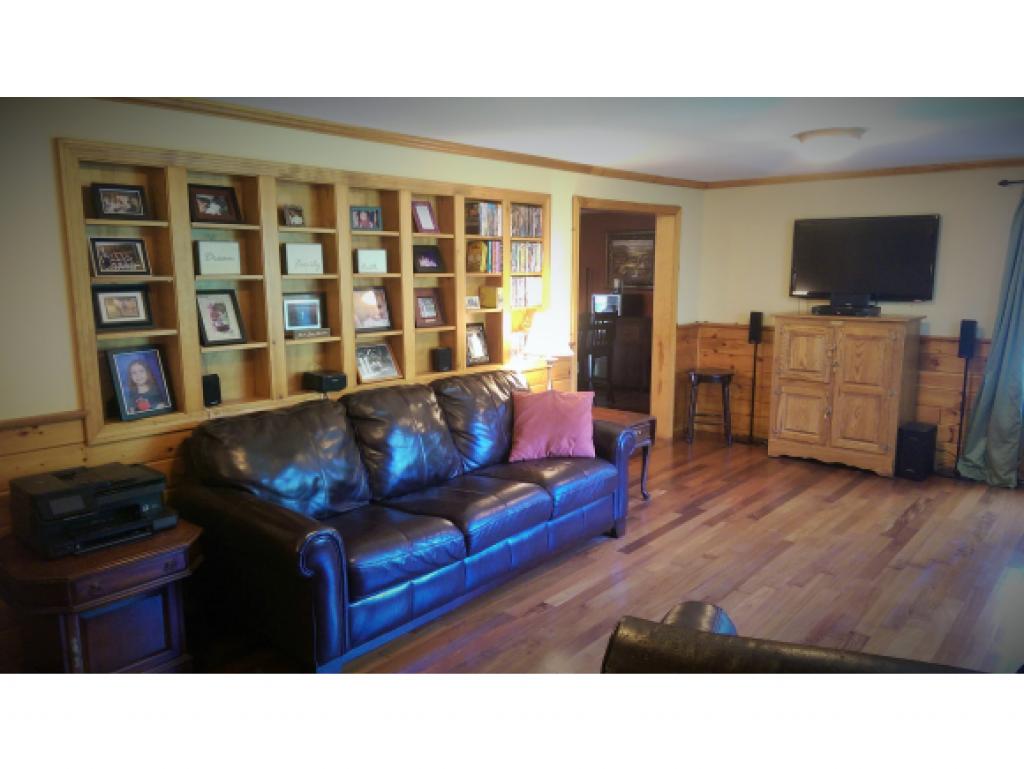 75 Raymond Road Deerfield, NH 03037 - Photo 12 of 29