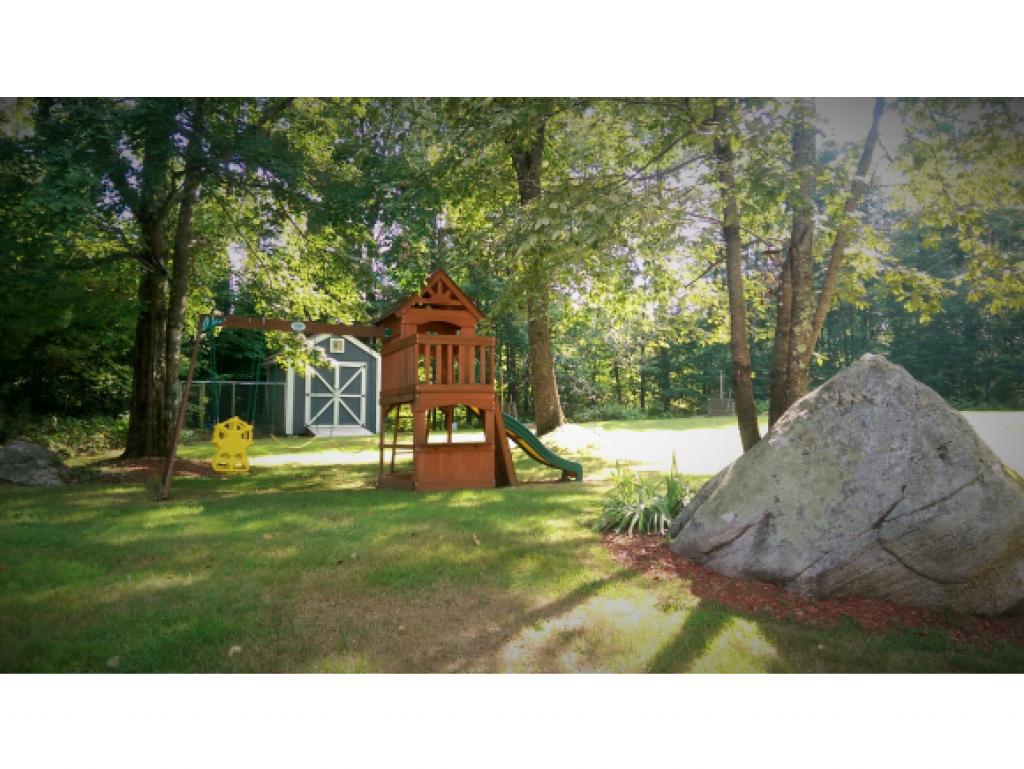75 Raymond Road Deerfield, NH 03037 - Photo 5 of 29