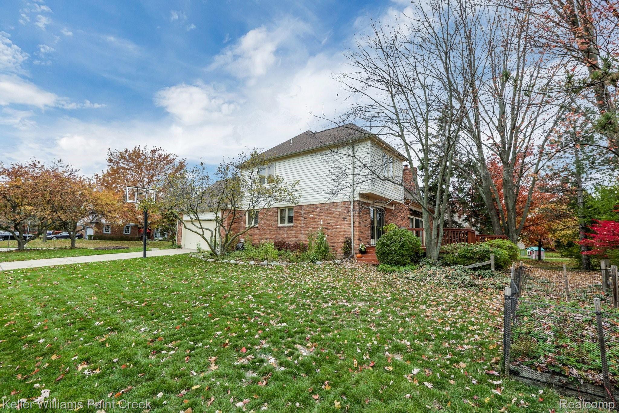 673 Lexington Drive Rochester, MI 48307 - Photo 37 of 45 5-web-or-mls-673 Lexington Drive Rochester Hills0005.JPG