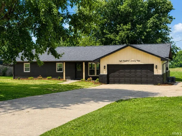 $279,000 | 879 Troy Road, Washington, IN 47501