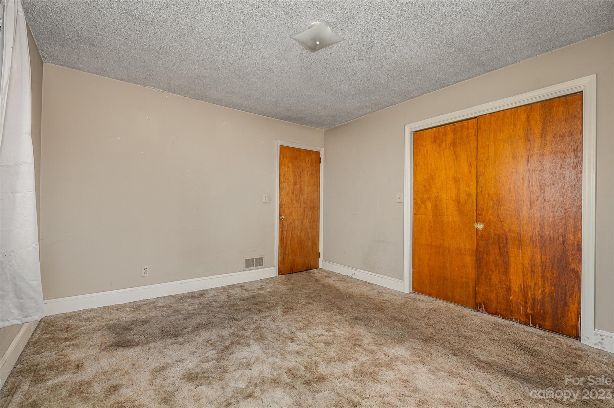 2765 Long Circle Iron Station, NC 28080 - Photo 15 of 26 a view of an empty room and window
