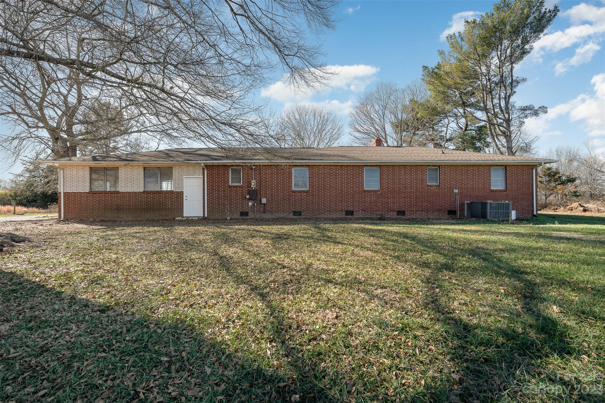 2765 Long Circle Iron Station, NC 28080 - Photo 3 of 26 a front view of house with yard