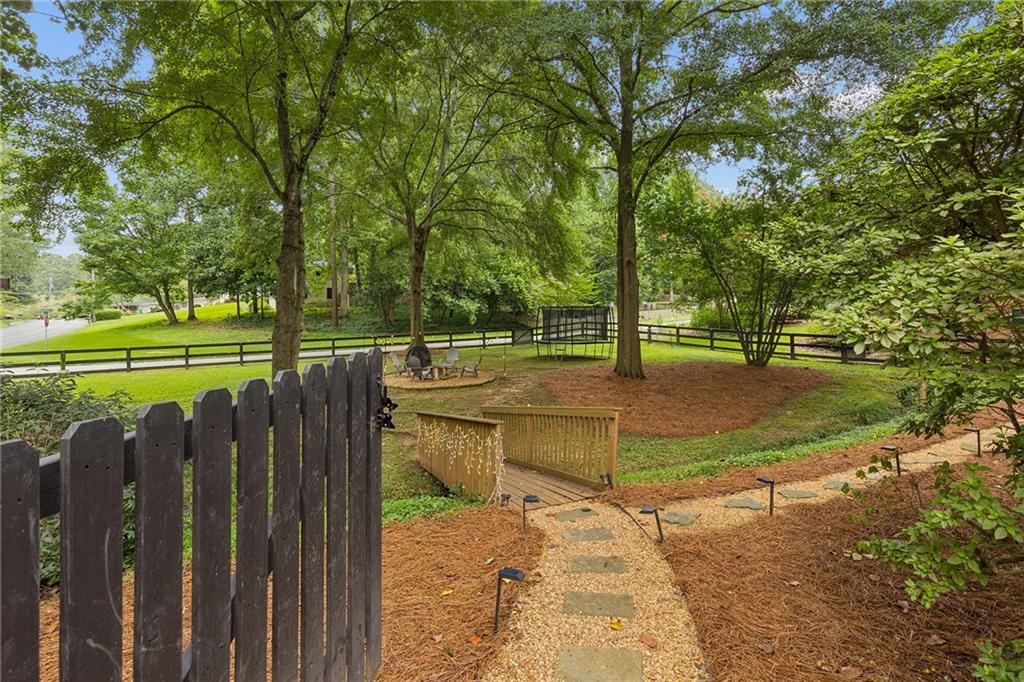 2544 Circlewood Road Northeast Atlanta, GA 30345 - Photo 4 of 60