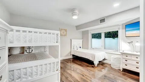 $4,495,950 | 2593 Southeast 9th Street, Pompano Beach, FL 33062