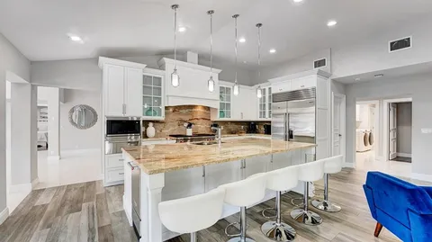 $4,495,950 | 2593 Southeast 9th Street, Pompano Beach, FL 33062