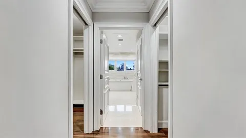 $4,495,950 | 2593 Southeast 9th Street, Pompano Beach, FL 33062