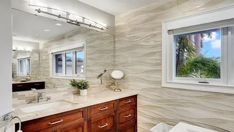 $4,495,950 | 2593 Southeast 9th Street, Pompano Beach, FL 33062