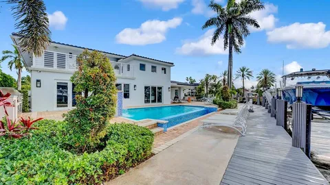 $4,495,950 | 2593 Southeast 9th Street, Pompano Beach, FL 33062