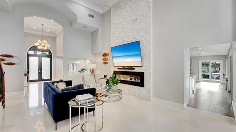 $4,495,950 | 2593 Southeast 9th Street, Pompano Beach, FL 33062