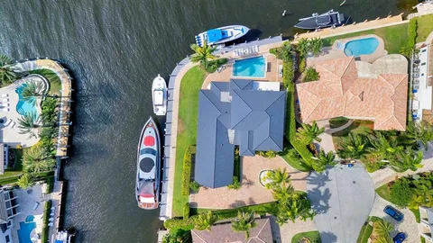 $4,495,950 | 2593 Southeast 9th Street, Pompano Beach, FL 33062