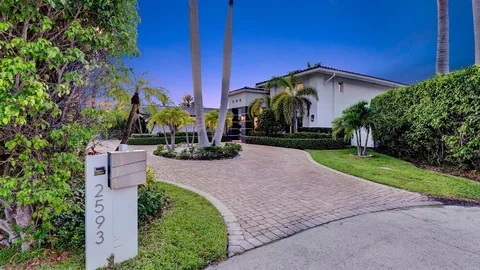$4,495,950 | 2593 Southeast 9th Street, Pompano Beach, FL 33062