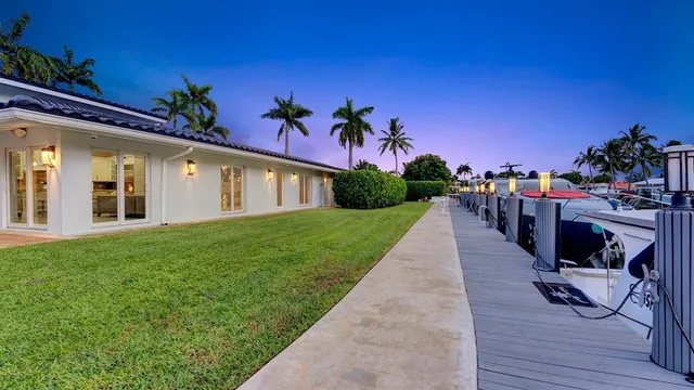 $4,495,950 | 2593 Southeast 9th Street, Pompano Beach, FL 33062