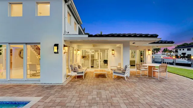 $4,495,950 | 2593 Southeast 9th Street, Pompano Beach, FL 33062