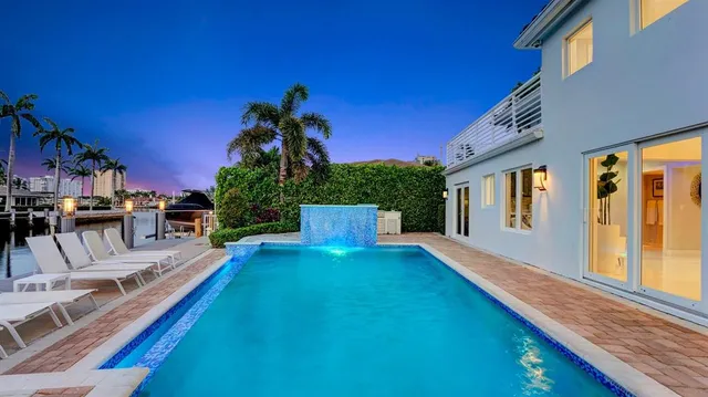 $4,495,950 | 2593 Southeast 9th Street, Pompano Beach, FL 33062
