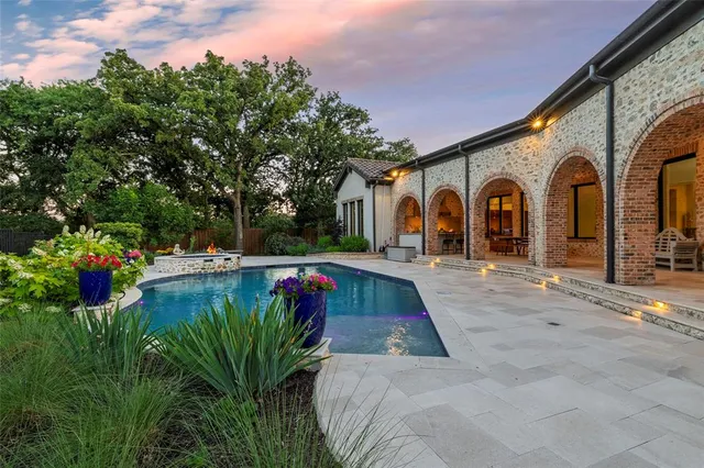 $2,950,000 | 2401 Glen Brook Court, Southlake, TX 76092