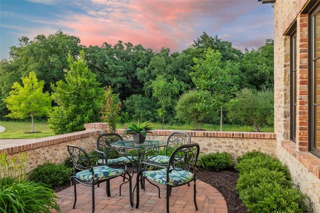 $2,950,000 | 2401 Glen Brook Court, Southlake, TX 76092