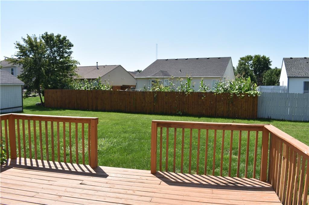 924 Needle Ridge Lane Brownsburg, IN 46112 - Photo 7 of 30 Gallery Image 7