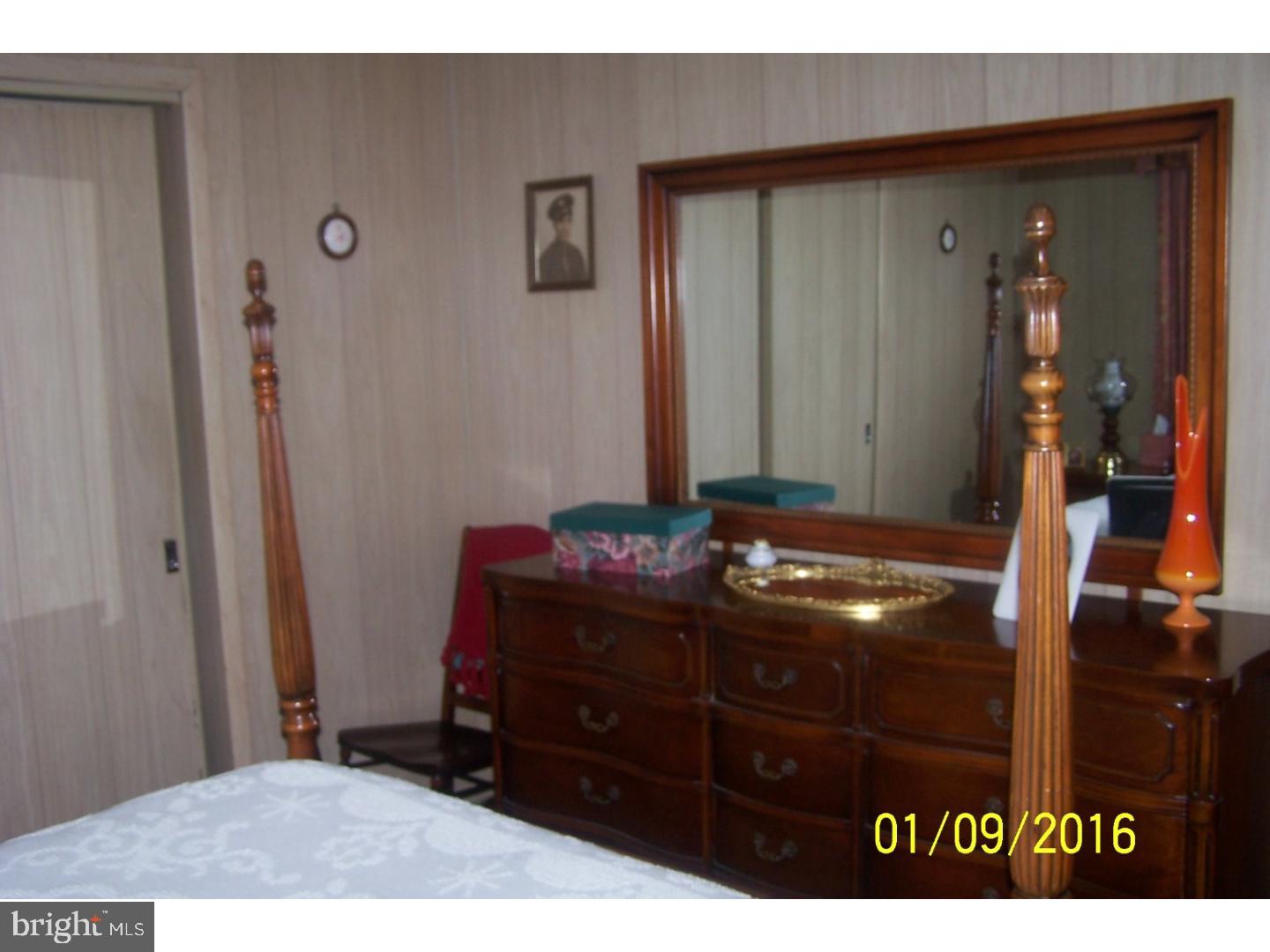 554 Tuscarora Park Road Barnesville, PA 18214 - Photo 7 of 14 Bedroom - Main