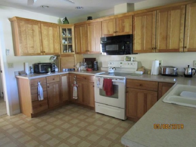 4 Marolin Street Rutland, VT 05701 - Photo 9 of 14