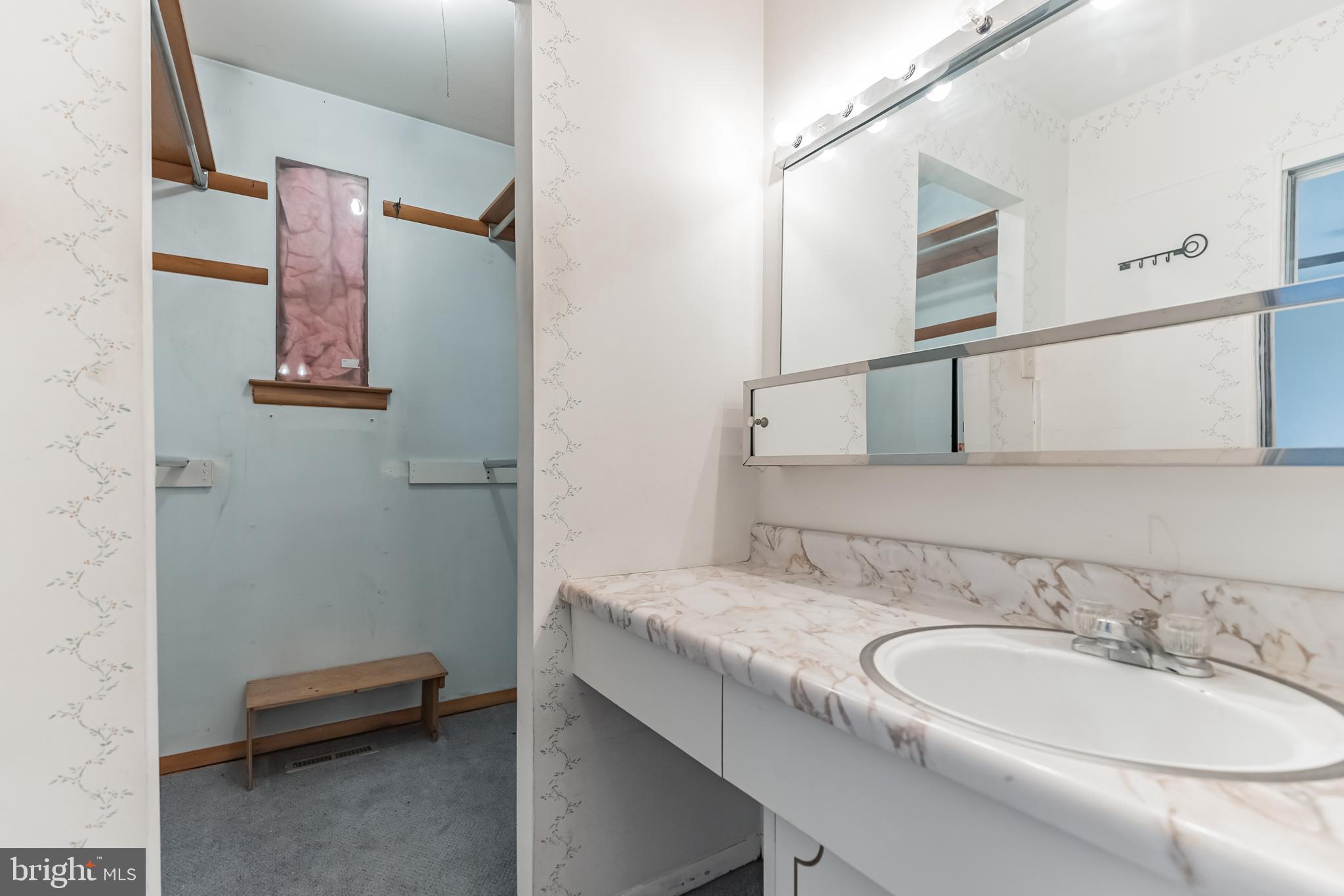 216 Wickley Road Philadelphia, PA 19154 - Photo 14 of 29