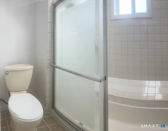 $2,200 | 831-833 William Street, Unit 3, Bridgeport, CT 06608