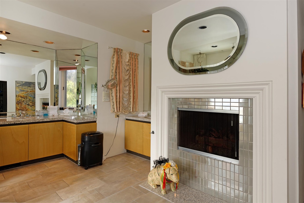 1626 Kearsarge Road La Jolla, CA 92037 - Photo 11 of 14