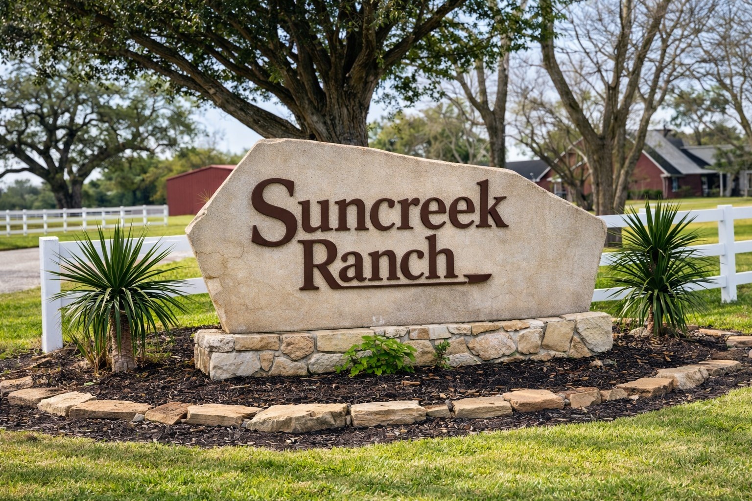 16310 Sun Valley Lane Rosharon, TX 77583 - Photo 7 of 9 a sign that is sitting on a brick wall