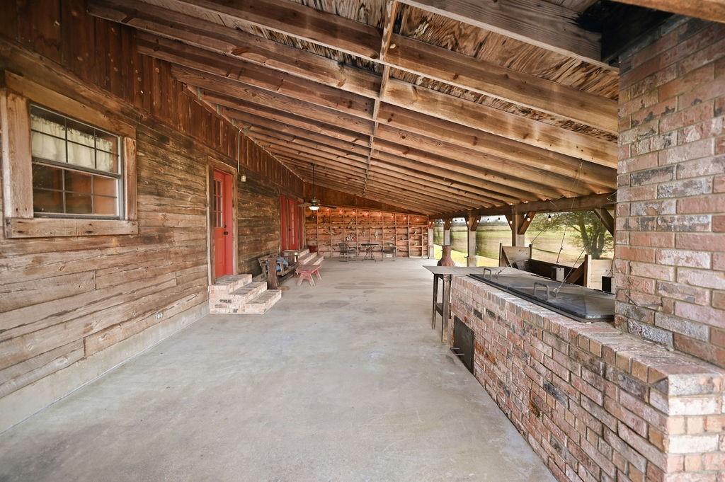411 Rs County Road 4525 Point, TX 75472 - Photo 24 of 40 a view of a porch with furniture