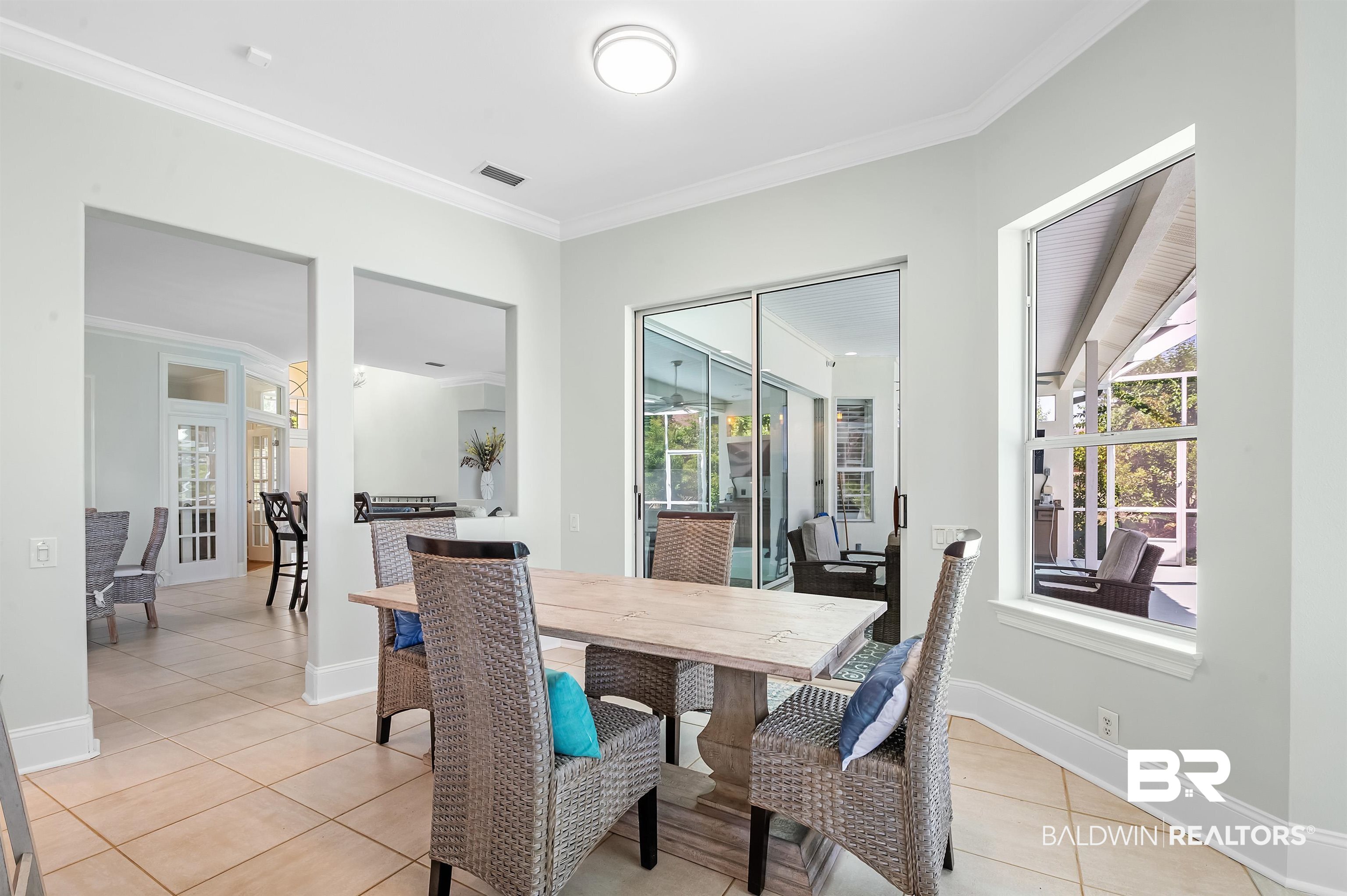 8160 Bay View Drive Foley, AL 36535 - Photo 19 of 43 Breakfast area