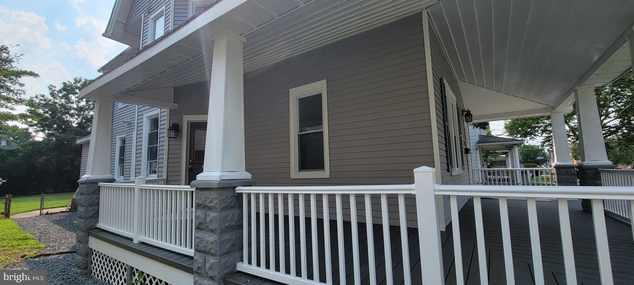 216 Delaware Avenue Riverside, NJ 08075 - Photo 3 of 13