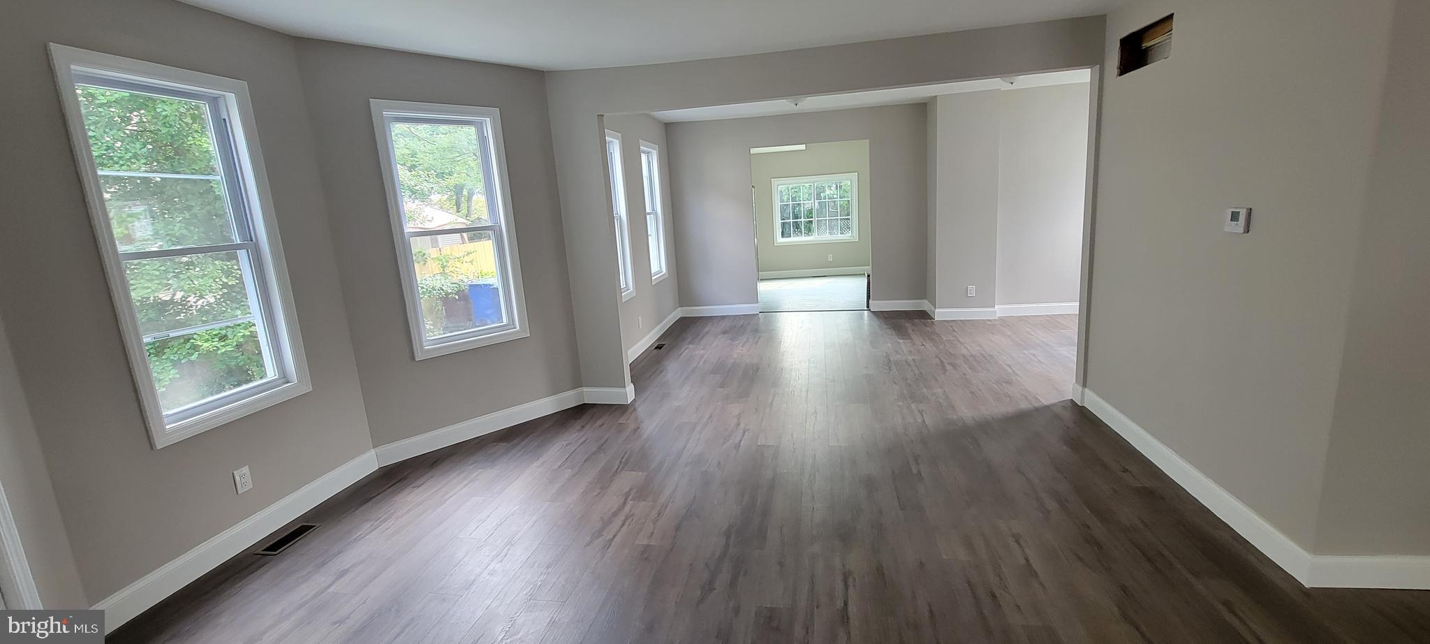 216 Delaware Avenue Riverside, NJ 08075 - Photo 5 of 13