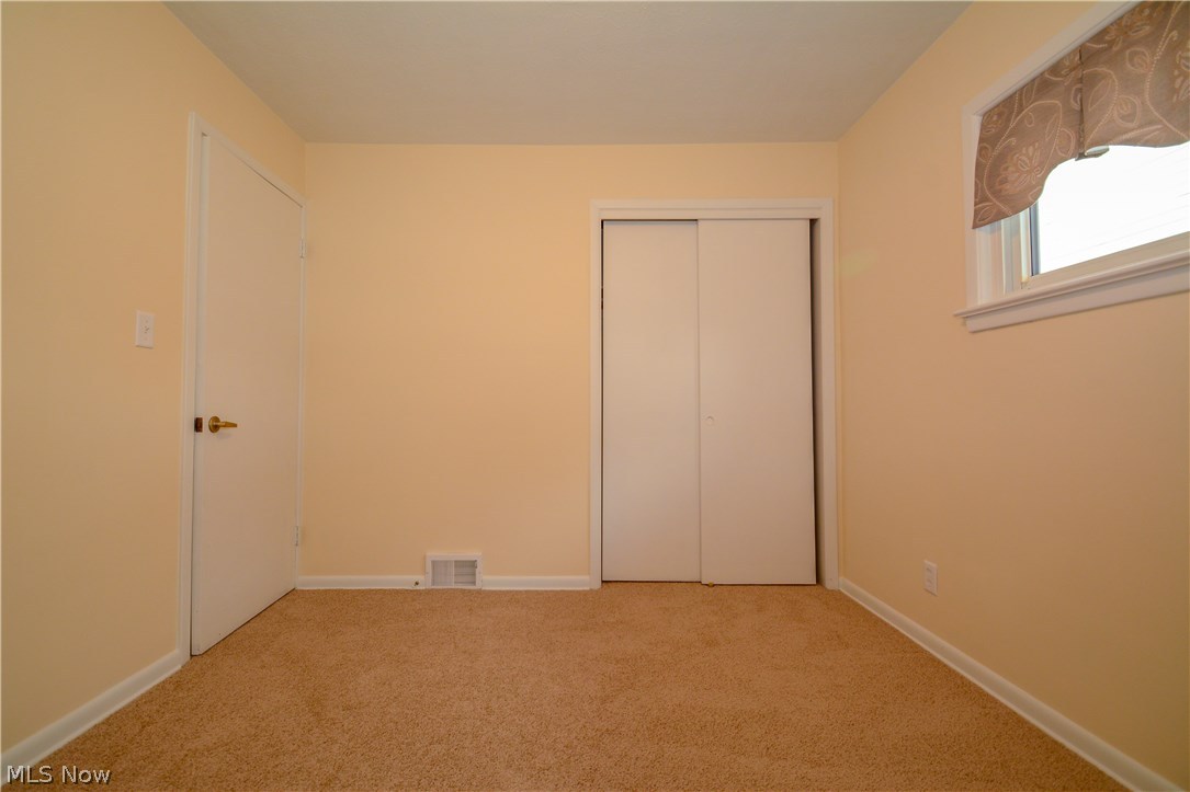 799 Glenhurst Road Willowick, OH 44095 - Photo 17 of 35