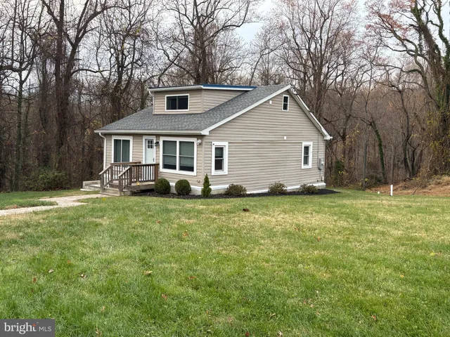 $3,800 | 1806 Johnson Road, Annapolis, MD 21409