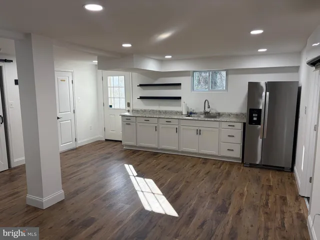 $3,800 | 1806 Johnson Road, Annapolis, MD 21409