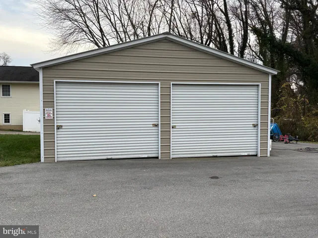 $3,800 | 1806 Johnson Road, Annapolis, MD 21409