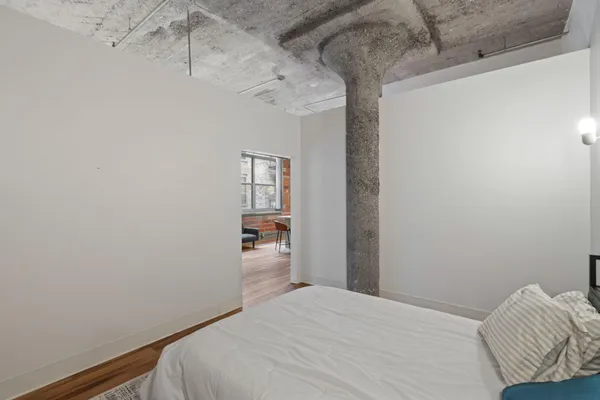 $2,150 | 521 South 7th Street, Unit 221, Minneapolis, MN 55415