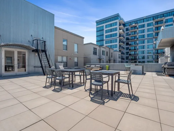 $2,150 | 521 South 7th Street, Unit 221, Minneapolis, MN 55415