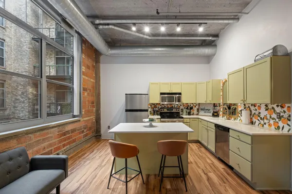 $2,150 | 521 South 7th Street, Unit 221, Minneapolis, MN 55415