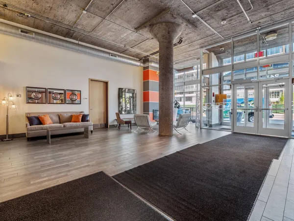 $2,150 | 521 South 7th Street, Unit 221, Minneapolis, MN 55415