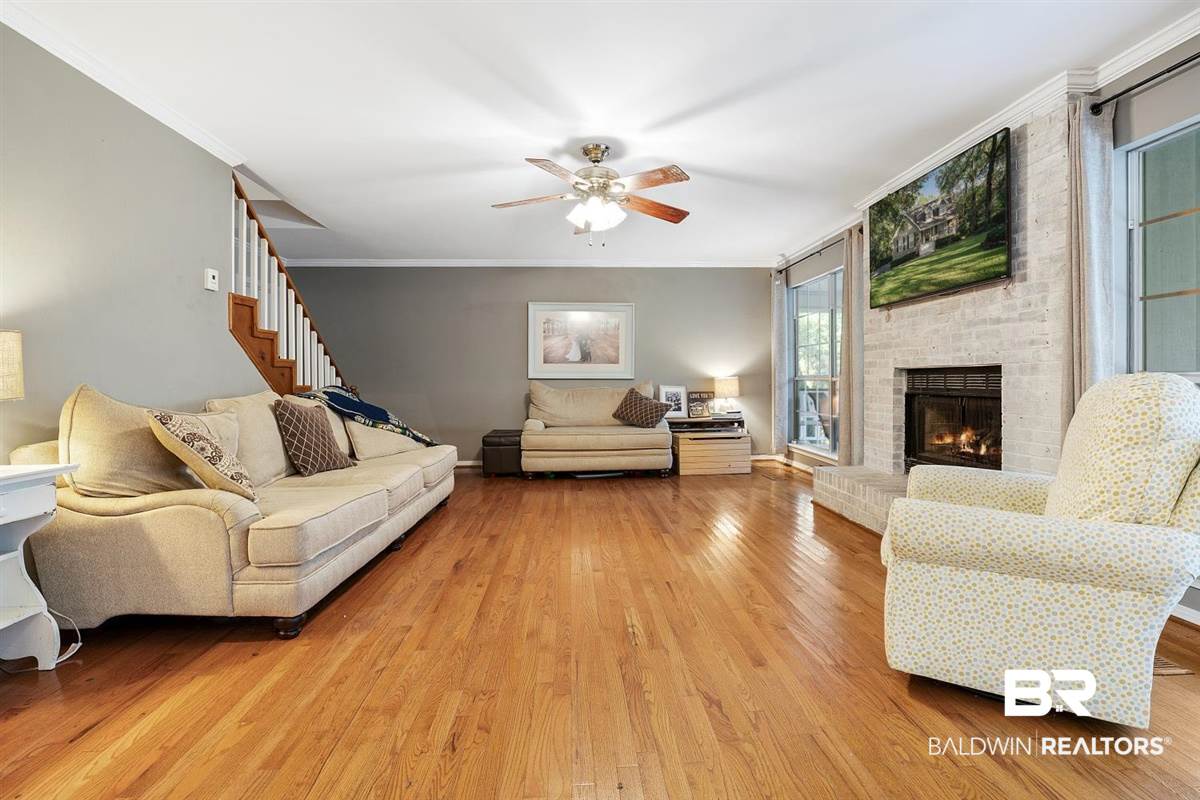 1920 Foxfire Road Mobile, AL 36618 - Photo 9 of 28