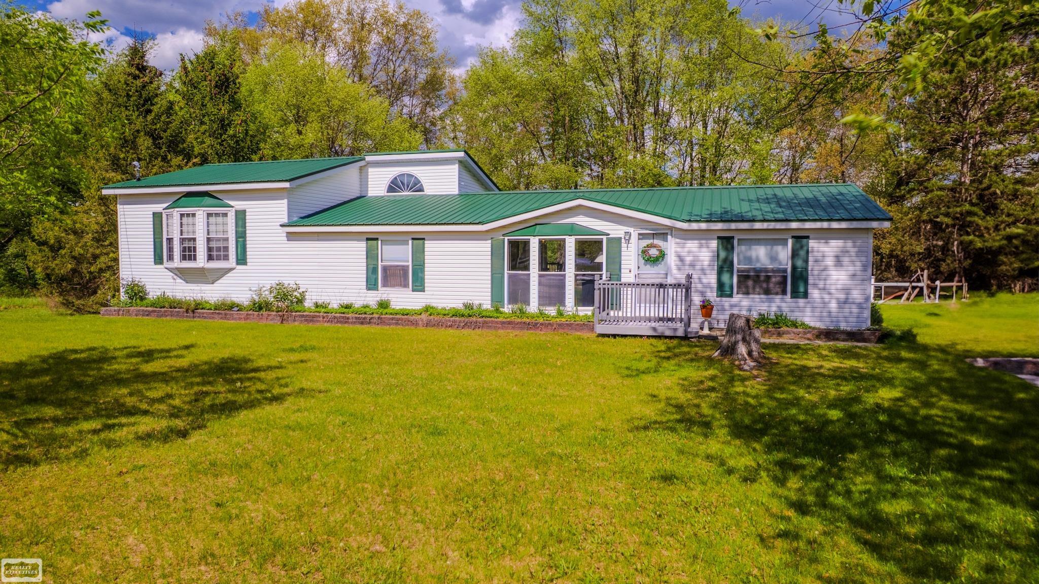 4309 Ridgeway Trail Lake, MI 48632 - Photo 6 of 58