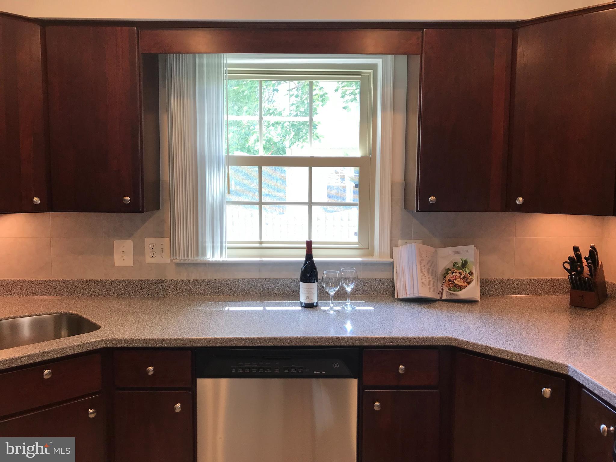 6606 Bestwicke Road, Unit NONE Burke, VA 22015 - Photo 7 of 17