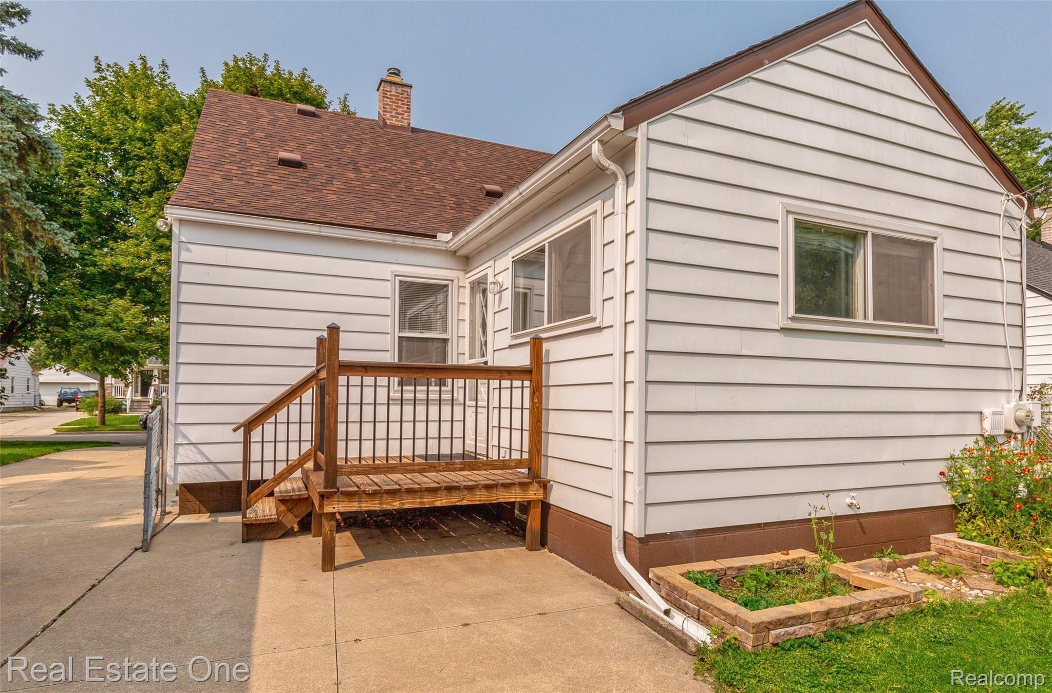 3608 Durham Road Royal Oak, MI 48073 - Photo 23 of 23 Expansion off the rear of the home.