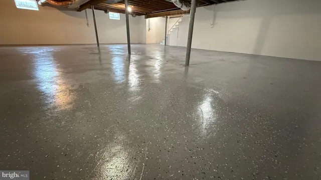 $650,000 | 104 Lake Front Drive, Dover, DE 19904