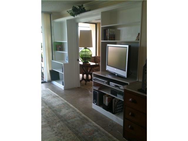 800 Jeffery Street, Unit 301 Boca Raton, FL 33487 - Photo 6 of 9 Additional Photo